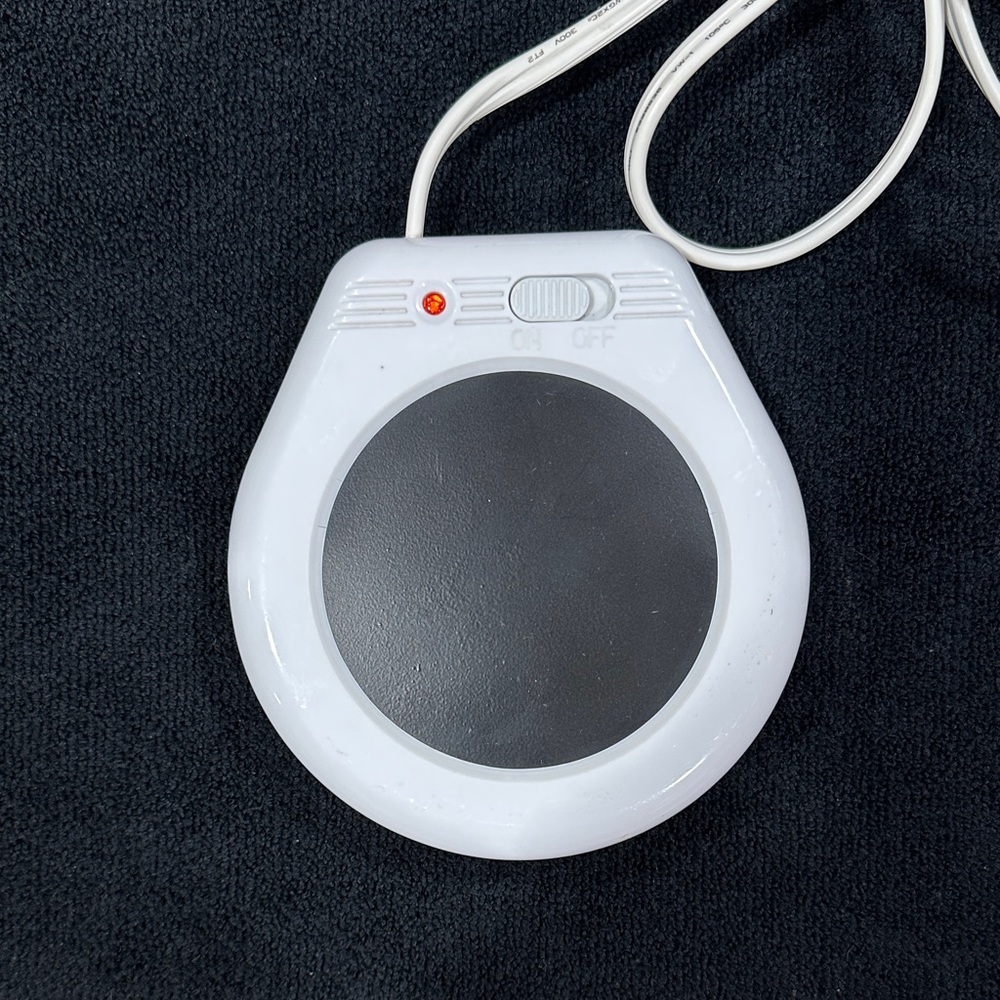 White Electric Cup Warmer / Candle Warmer with Black Heating Surface